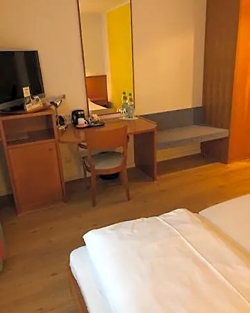 Seminar- Und Urlaubshotel Schulz Hotel Bergen (Lower-Saxony)